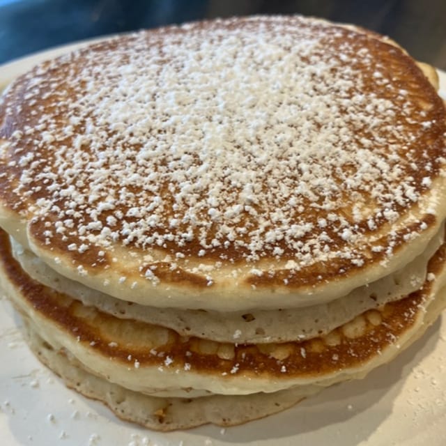 3 Fluffy Pancakes.